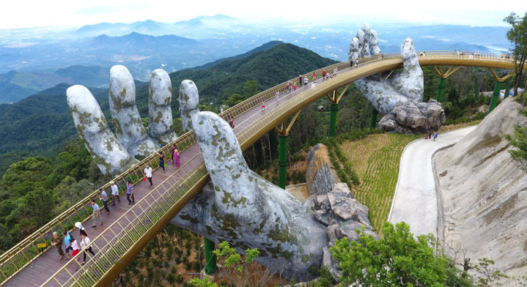 Nha Trang Travel Guide from A to Z 11 Golden Hand Bridge - Ba Na Hills - 05